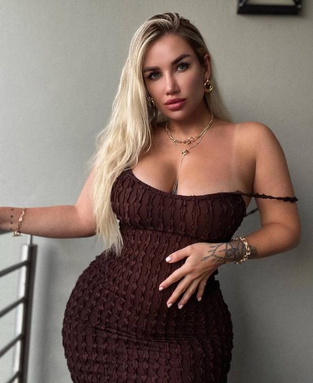 FOTO Mlada mama pokazala sve: Pogledajte zašto je Alina hit na društvenim mrežama...