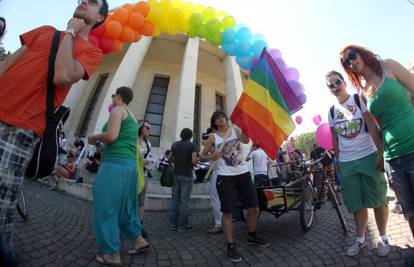 Zagreb Pride: Kerum homofob, a Dežulović homofrend godine 