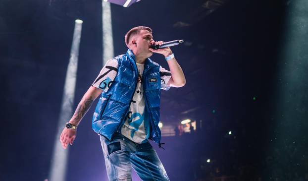 FOTO Jeste li znali koja su prava imena ovih poznatih zvijezda?