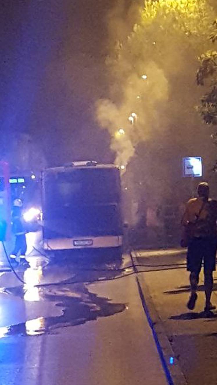 Zapalio se gradski autobus u Puli, srećom nema ozlijeđenih