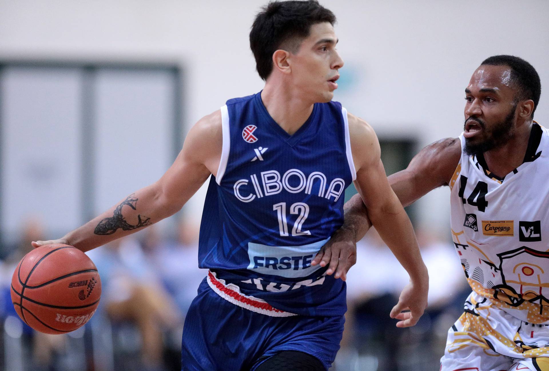 Cibona i Carpegna Prosciutto Pesaro u finalu Liburnia kupa u Opatiji