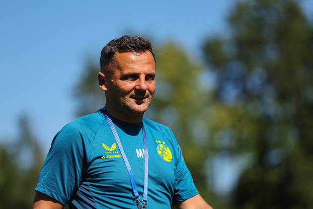 Brdo kod Kranja: Nogometaši Dinama odradili jutarnji trening