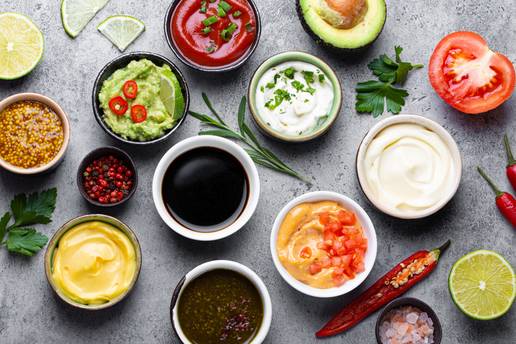 5 recepata za kremaste dipove koji hrskavu piletinu katapultiraju na novu razinu