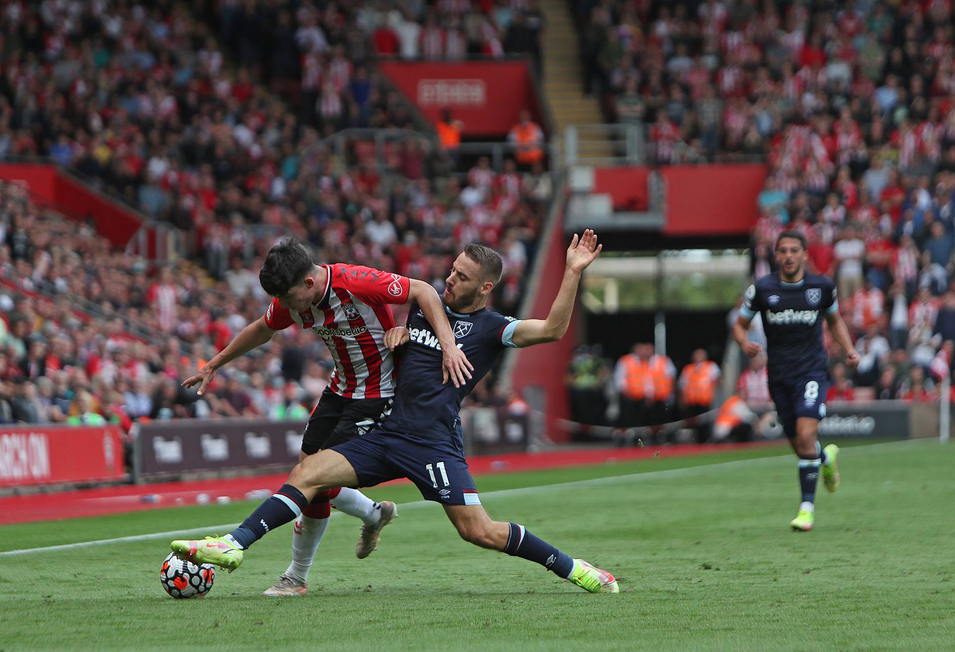 Southampton v West Ham United - Premier League - St Mary's