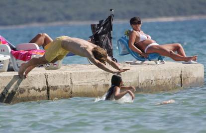 Luka Modrić se na plaži u Zatonu zaigrao kao dijete