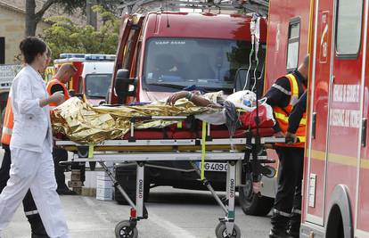 Sudar busa i kamiona na jugu Francuske: Više od 40 mrtvih