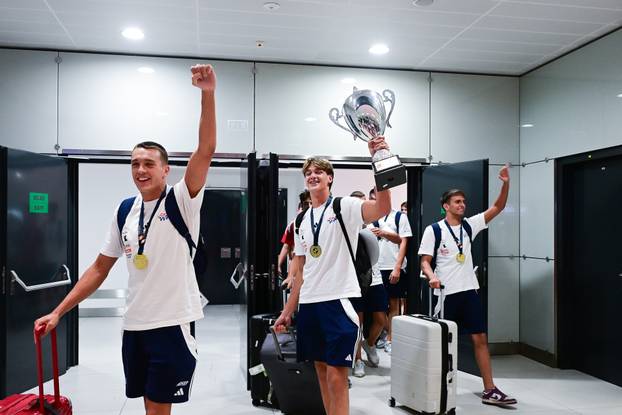 Zagreb: Dolazak prvaka Europe, Hrvatske U20 vaterpolske reprezentacije na aerodrom Pleso