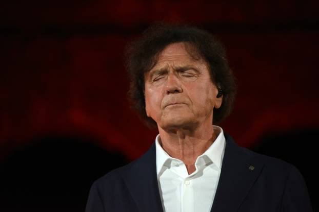 Koncert Zdravka Čolića u Areni u Puli