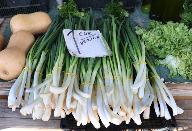 Šibenik: Ponuda na šibenskoj tržnici