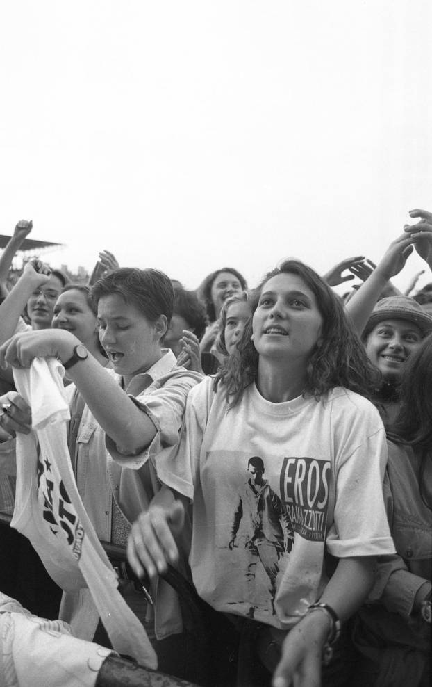 Koncert Ramazzottia i Jovanottia u Velikoj Gorici, 11.7.1994.