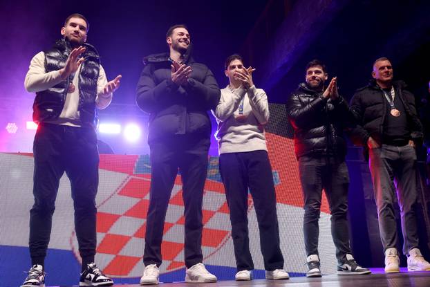 Rijeka: Doček za brončane rukometaše Tina Lučina, Verona Načinovića, Filipa Glavaša, Dinu Slavića