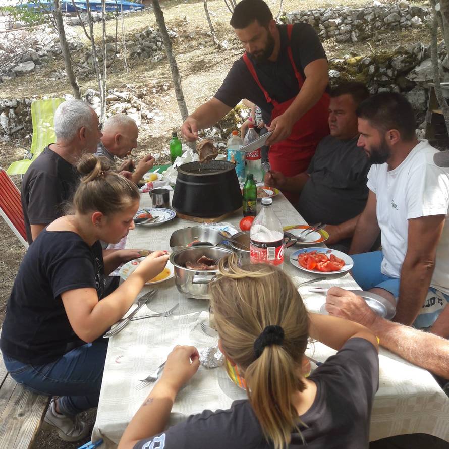Čuvari tradicije - pastiri s Biokova