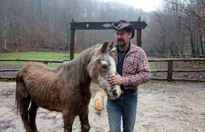 Vitalni starac:' Moj dragi konj Brnjo (42) najstariji u državi’