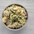 Za velika obiteljska okupljanja: Isprobajte recept za salatu od krumpira kakvu još niste jeli
