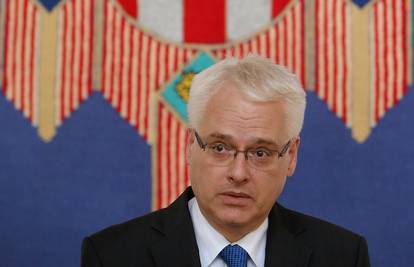 Josipović: Treba učiniti sve da se ne ostvare prognoze EK