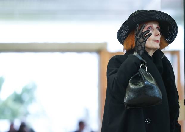 Zagreb: Dolazak uzvanika za inauguraciju Zorana Milanovića