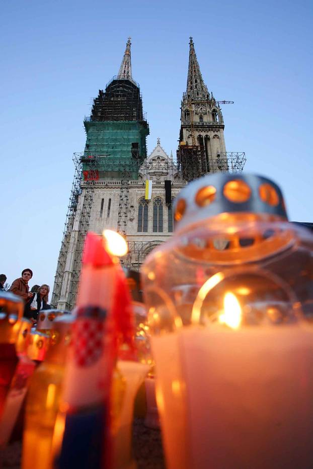 2005. godine preminuo Papa Ivan Pavao II