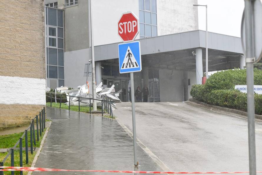 Zagreb: Nevrijeme oštetilo nadstrešnicu na Rebru