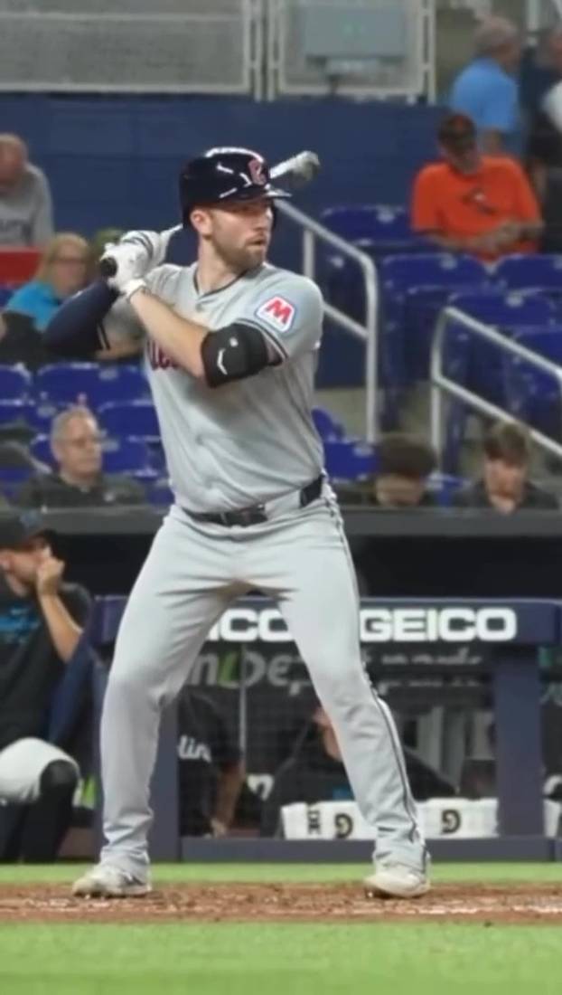 Ovako izgleda lice čovjeka kad ga pogodi loptica sa 160 km/h