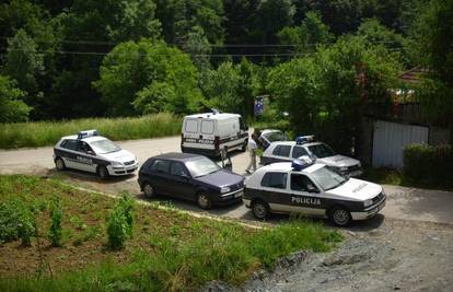 BiH: S upaljenom motonom pilom htio ući u diskoteku