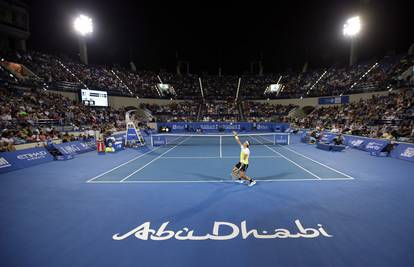 Nadal i Raonić izborili finale egzibicijskog turnira u UAE-u