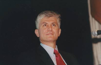 Prošlo je 20 godina od atentata na Zorana Đinđića: Iste godine pokušali su ga ubiti još 4 puta
