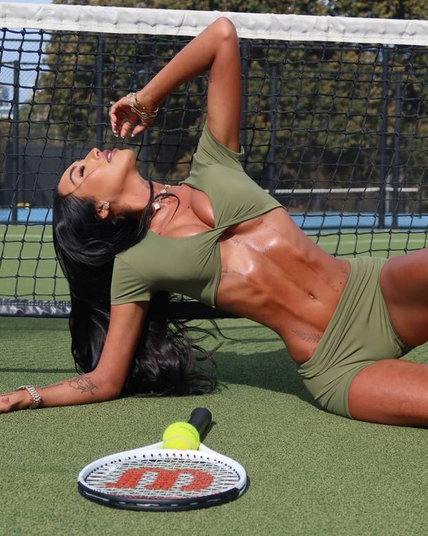 FOTO Ima top tijelo i tajnim poslom zarađuje bogatstvo: 'Ne tražite me novac, nađite posao'