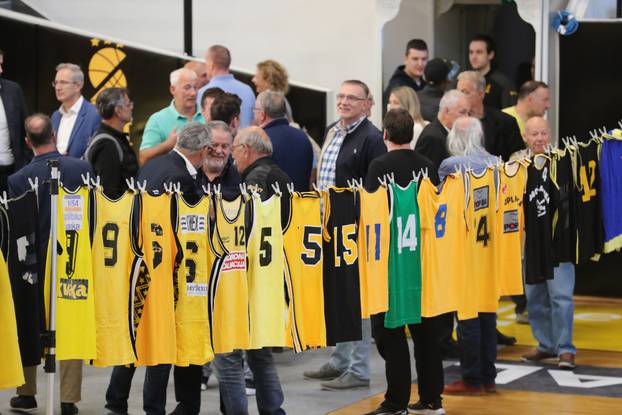 Split: Izložba 150 dresova povodom 80. rođendana KK Split