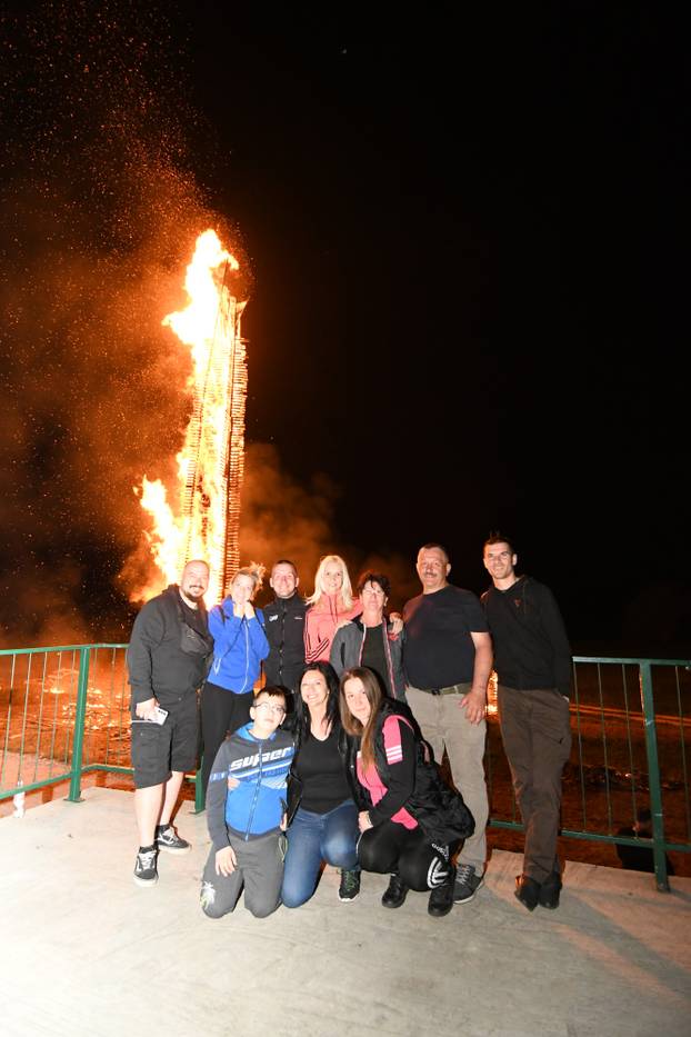 Popovec Kalnički: Paljenje najveće vuzmice u potkalničkim mjestima