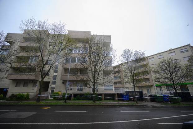 Zagreb: Olujno nevrijeme oštetilo krov zgrade na Horvaćanskoj cesti na Vrbanima