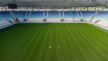 FOTO Niknula trava na novom stadionu Osijeka. Pogledajte prekrasne prizore Opus Arene