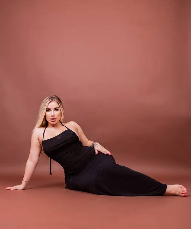 FOTO Mlada mama pokazala sve: Pogledajte zašto je Alina hit na društvenim mrežama...