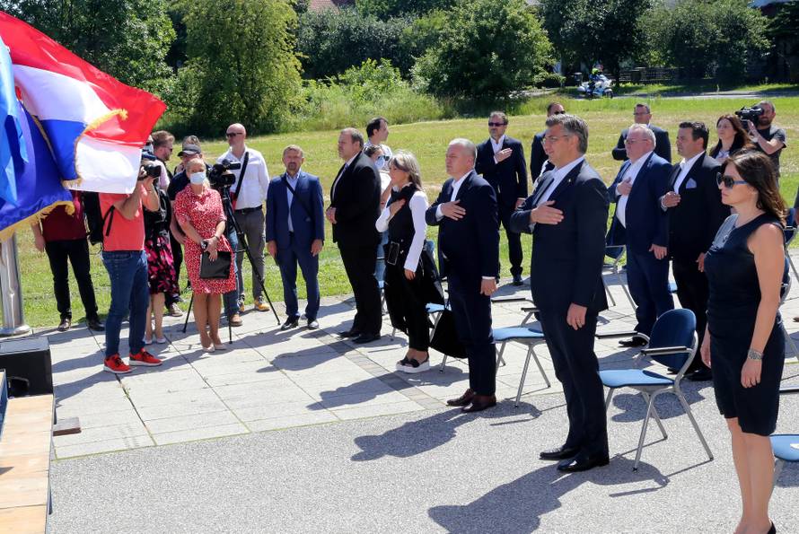 'Da je bilo bliskog kontakta, slijedio bih upute epidemiologa'