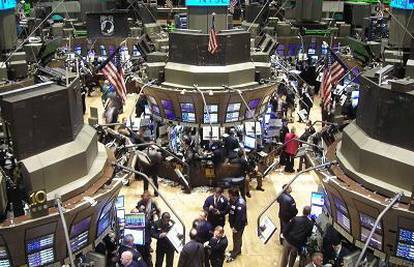 SAD: Strah od recesije uzdrmao tržišta dionica