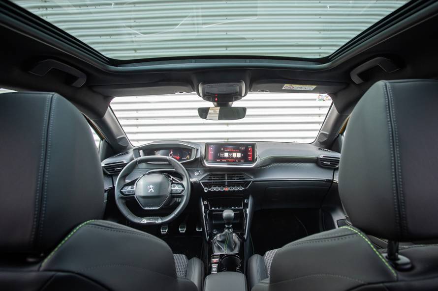 Peugeot 208 pravi je magnet za poglede: Najveći hit u klasi