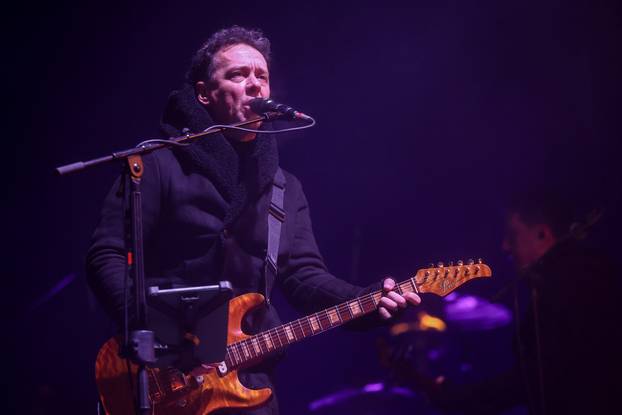 Dženan Lončarević započeo koncert u Sarajevu