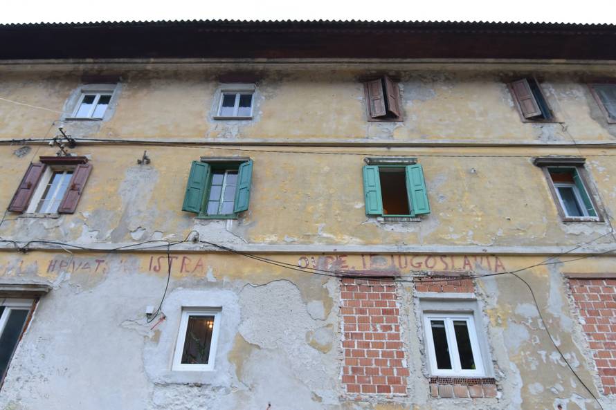 Vapaj: Jedem svaki treći dan i živim u zgradi koja se raspada