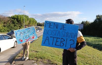'Godinama se zagađuje zrak na Kaštijunu, ljudima je prekipjelo. Dosta je smrada, dišemo otrov'