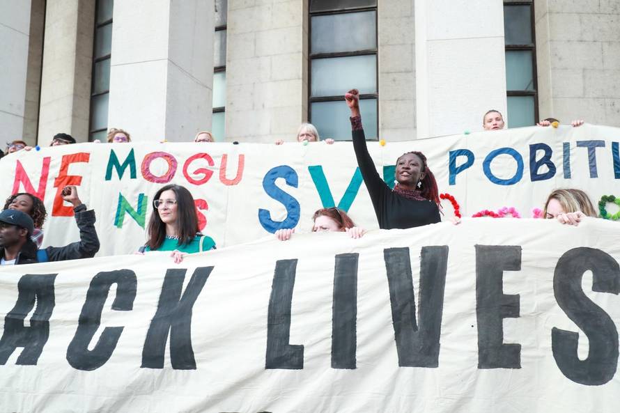 Zagreb: Prosvjedna inicijativa protiv policijskog nasilja i rasizma na Trgu žrtava fašizma