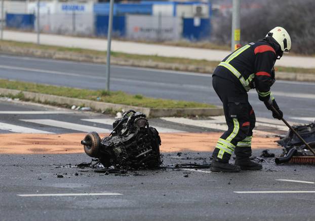 Velika Gorica: Automobilom sletio s ceste pa udario u stup
