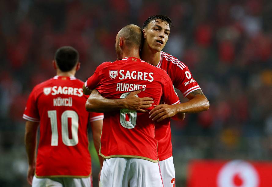 Supertaca - Benfica v FC Porto