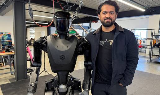 VIDEO Zar nisu ni&scaron;ta nau&ccaron;ili iz filmova? Oni grade robota i &zcaron;ele ga Trumpu ponuditi za rat