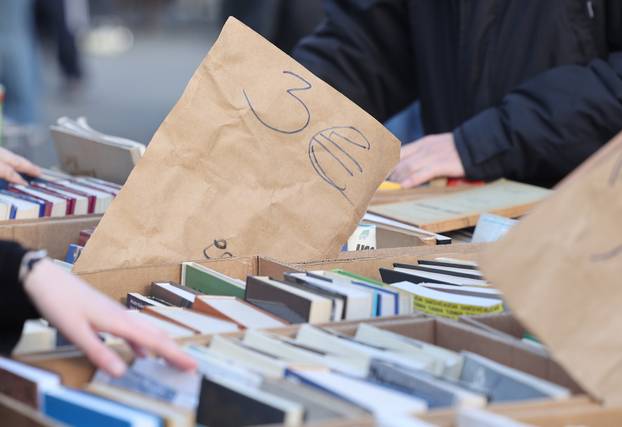 Zagreb: Prvi sajam antikviteta na Britancu od kada je euro postao nova službena valuta