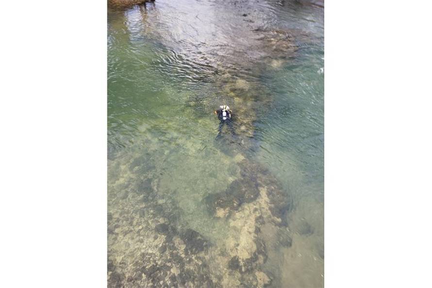 Bizarno! Ronioci interventne policije tijekom obuke na Mrežnici izronili pištolj