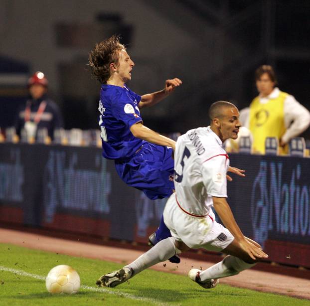 ARHIVA - 2006. Zagreb: Vatreni i "maksimirska krtica" srušili su Englesku 