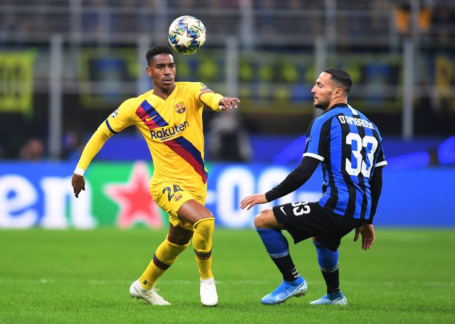 Champions League - Group F - Inter Milan v FC Barcelona