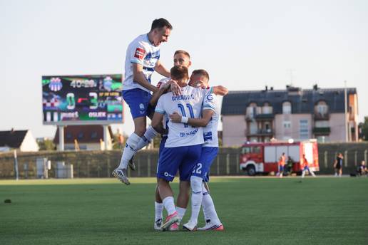 Rude&scaron; - Osijek 1-6: Rapsodija 'bijelo-plavih' u Velikoj Gorici!