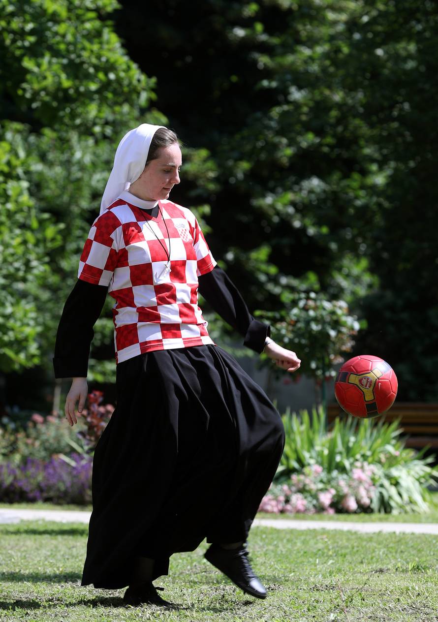 Časna s ubojitom ljevicom: I mi u samostanu bismo finale SP-a