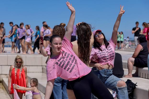 Zadar: Zadarski maturanti obilježavaju posljednji dan srednjoškolskog obrazovanja