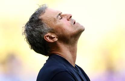 Drama u Parizu: Luis Enrique pao s bicikla i mora na operaciju